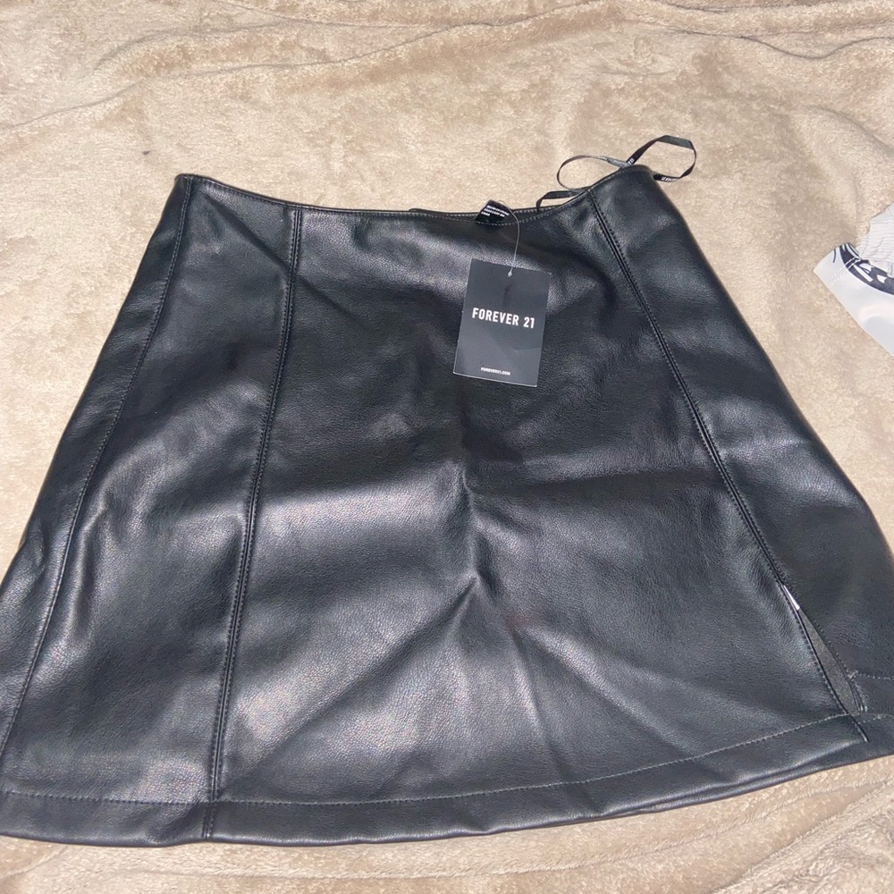 black leather skirt